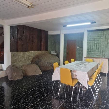 Villa Qu Cilember Megamendung ボゴール エクステリア 写真