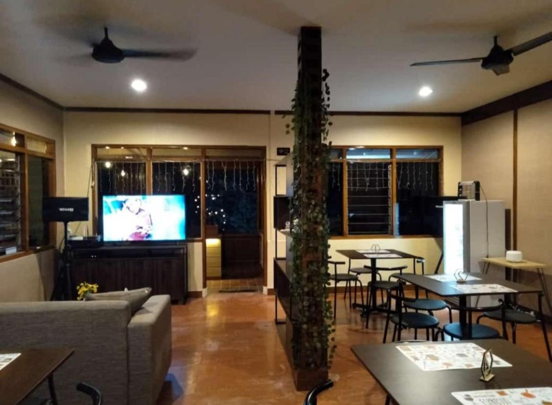 Villa Qu Cilember Megamendung ボゴール エクステリア 写真